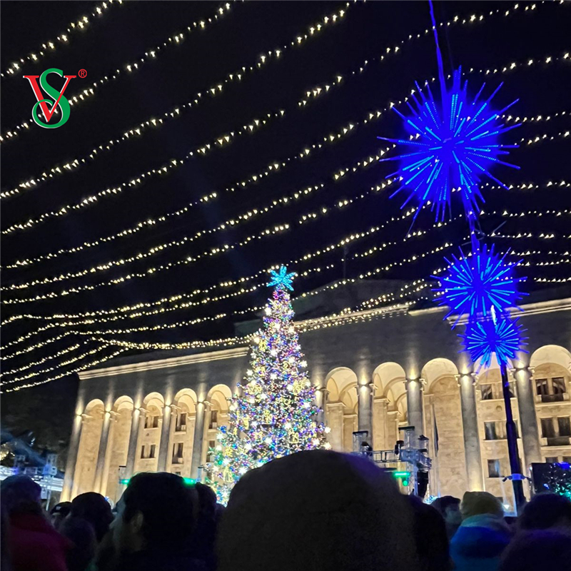 거리를 위한 2.5M 3M 옥외 지도된 ​​크리스마스 훈장 12V RGB 불꽃놀이 나무 주제 빛